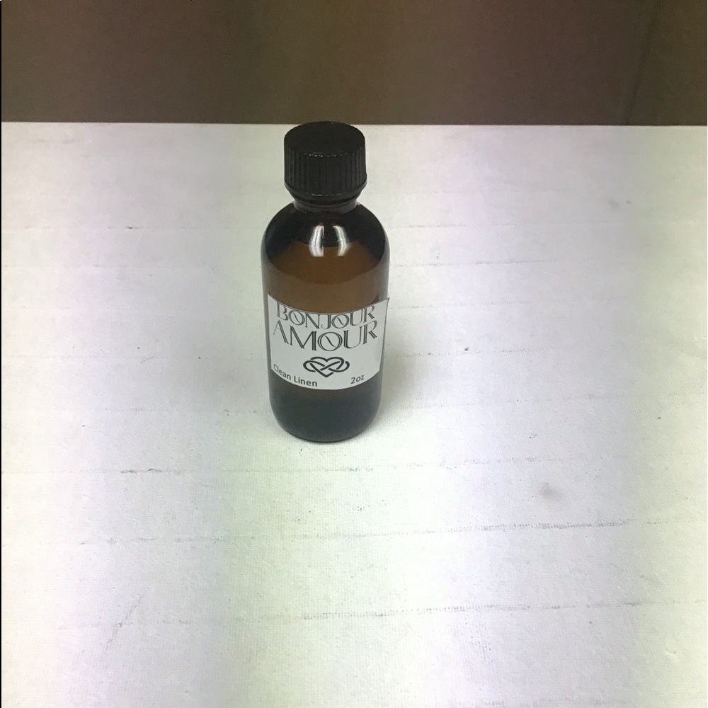 2 oz Clean Linen Essential Oil